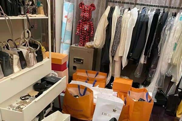 日喀则聂拉木回收一线品牌衣服